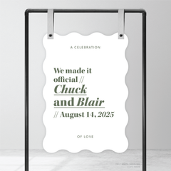 XOXO: Wedding Welcome Sign